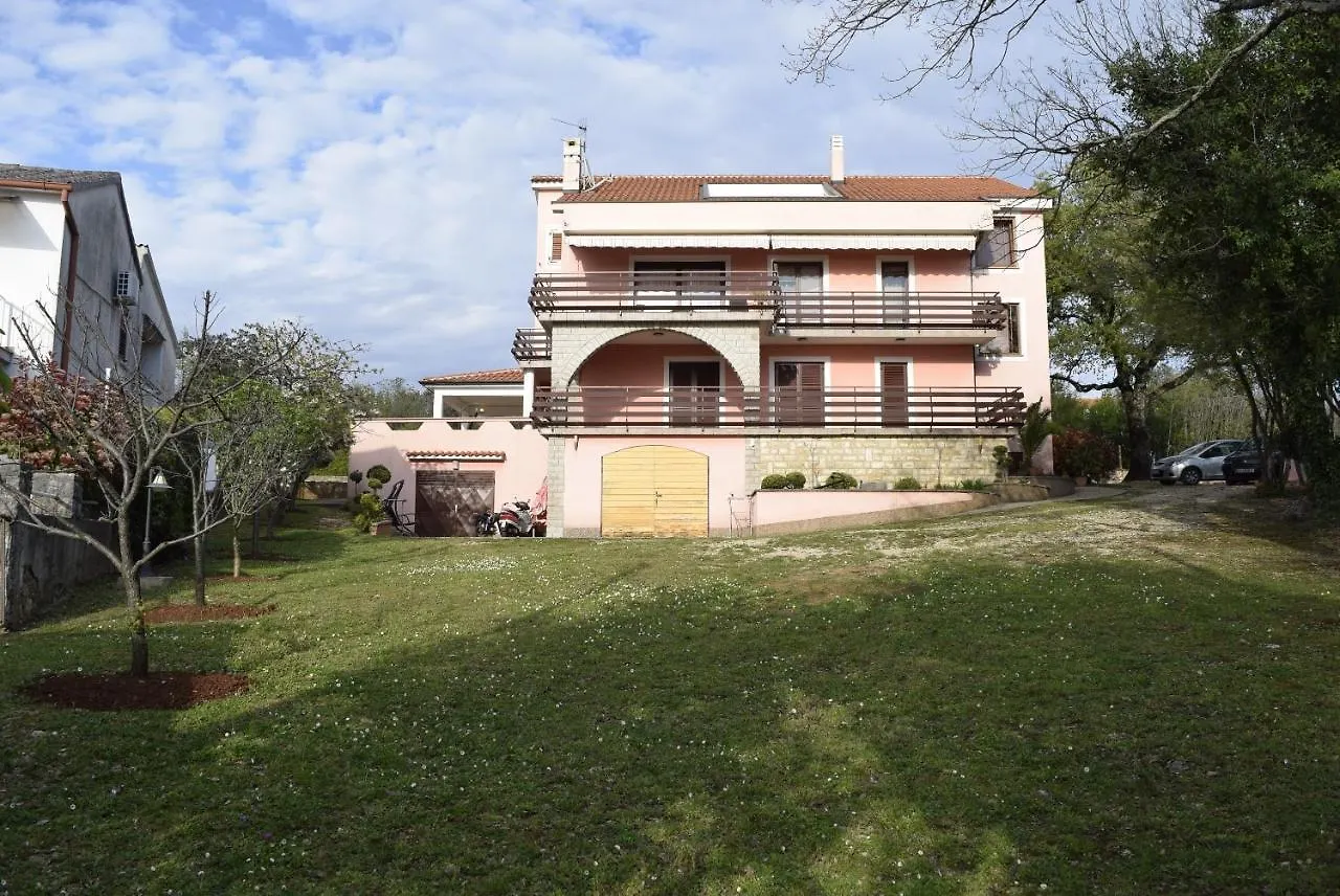 Apartments Iva & Ammm Malinska