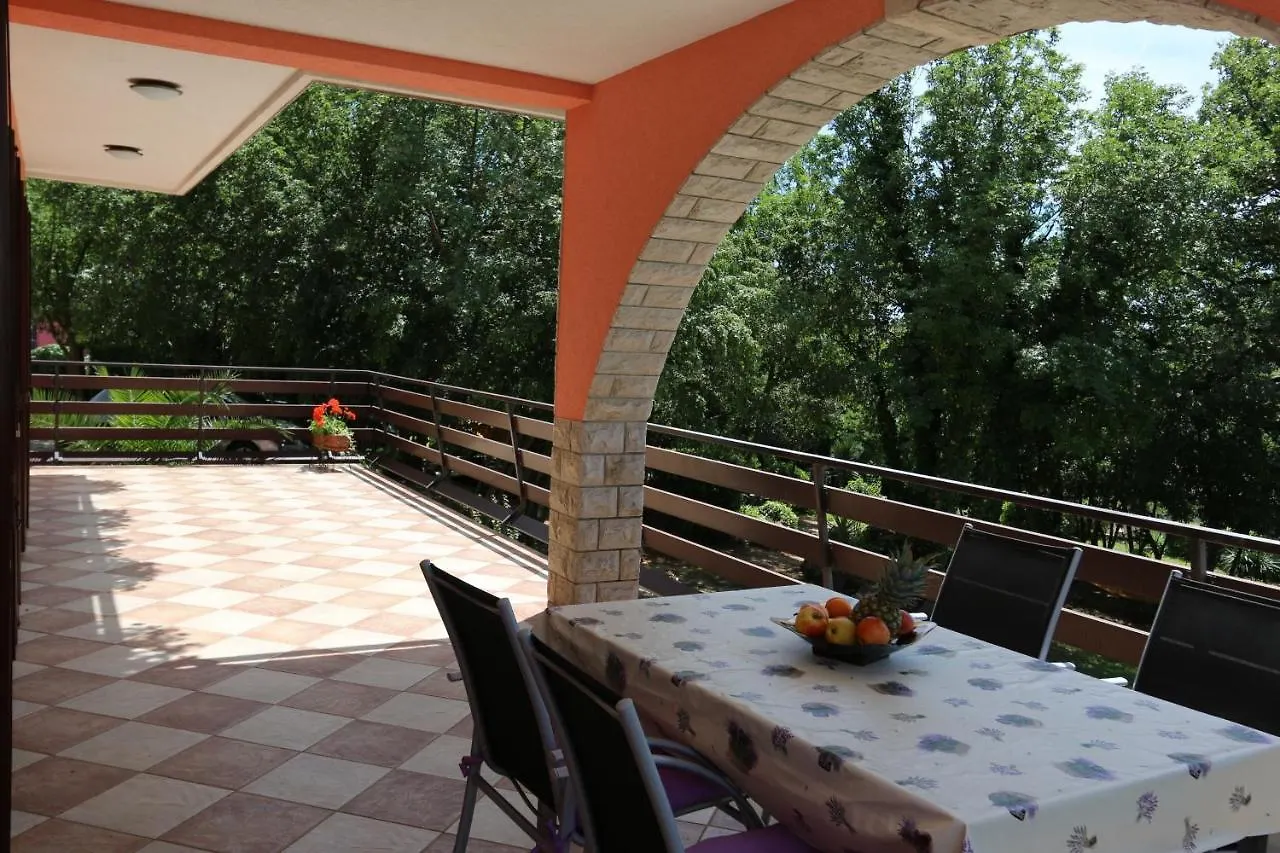 Apartments Iva & Ammm Malinska